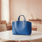 Grand sac à main en cuir véritable bleu royal, avec bandoulière amovible, pochette interne extractible et finitions canon de fusil brillantes, format 48 × 31 × 11 cm. 